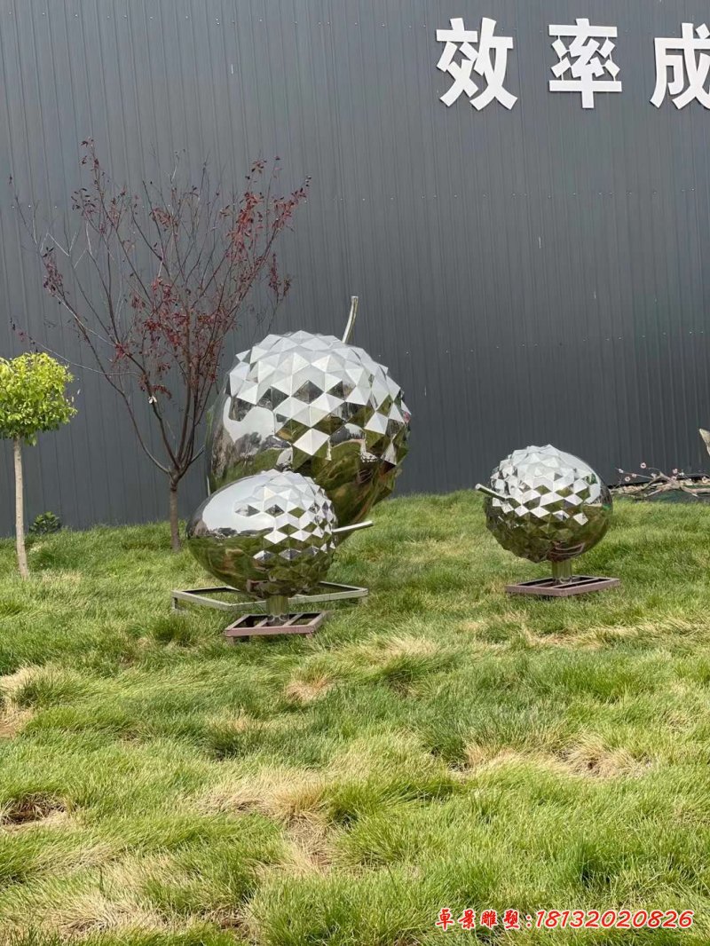 不銹鋼草莓景觀雕塑
