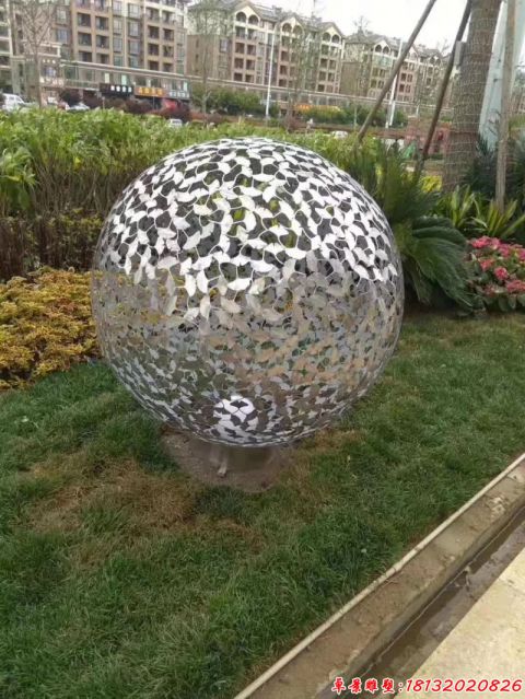 銀杏葉圖案鏤空球